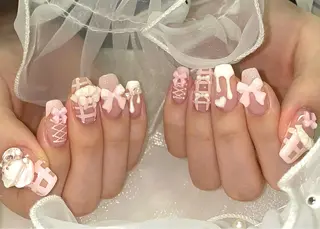 ネイル Roi〈ロワ〉 Reikaのネイルデザイン