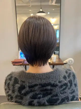ショート カラー シウ門前仲町所属・圓岡 睦美のヘアスタイル