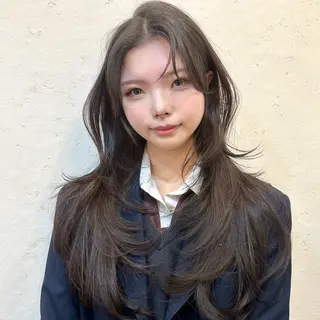 ロング 🌹ハッシュカット、 レイヤー韓国ヘア🌹のヘアスタイル