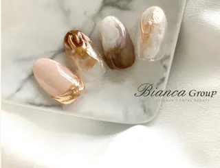 ネイル Bianca TORII🌞のネイルデザイン