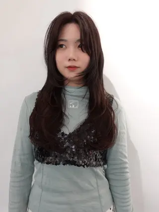 ミディアム カラー ヘアアレンジ mina 🌷のヘアスタイル