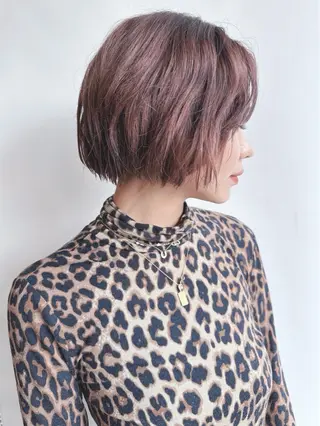 ショート とうい/パーマボブ/ くせ毛/丸みボブのヘアスタイル