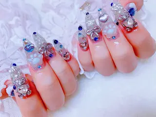ネイル Makana Mana所属・Makana Manaのネイルデザイン