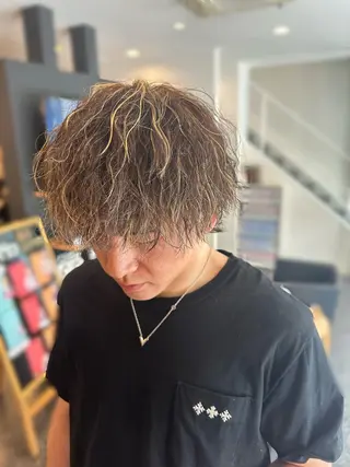 カラー パーマ メンズ 💈メンズサロン シャドウパーマ大募集のヘアスタイル