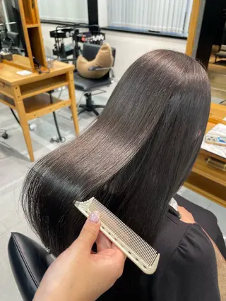 セミロング カラー ✨横須賀髪質改善✨️ 加藤 百音のヘアスタイル
