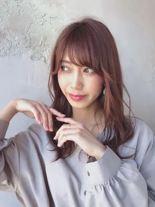 ミディアム 代表山口ひな 髪質改善のプロのヘアスタイル