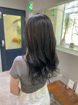 セミロング カラー きよはらちさき🍑 柔らかカラー🌱🫧のヘアスタイル
