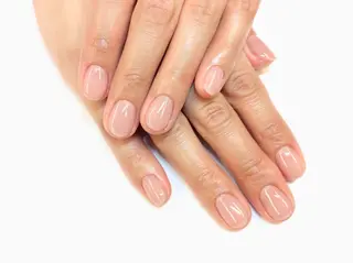 ネイル 新橋 ルキナ スタッフのネイルデザイン