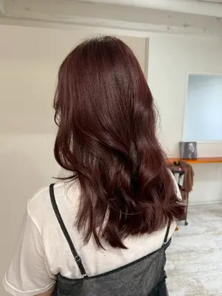 カラー セミロング piLLon 心斎橋のヘアスタイル
