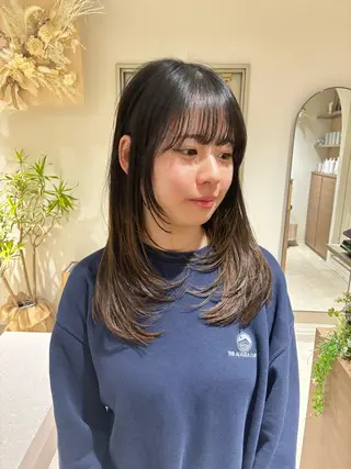 ミディアム TOMTO【トマト】所属・AMI /カットモデル募集中のヘアスタイル