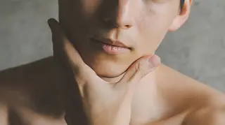 VIXIAS所属・藤原 優のエステ・リラクイメージ