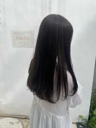 ロング カラー ヒガシ サヨのヘアスタイル