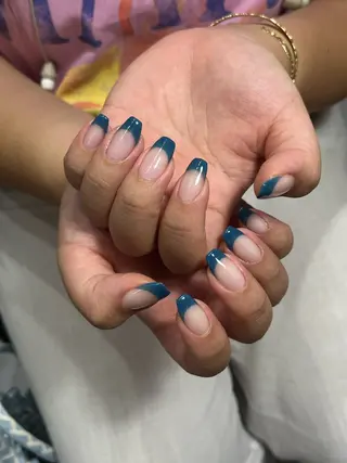 ネイル pu+on. nailworks所属・fuyumi / ニュアンスネイルのネイルデザイン