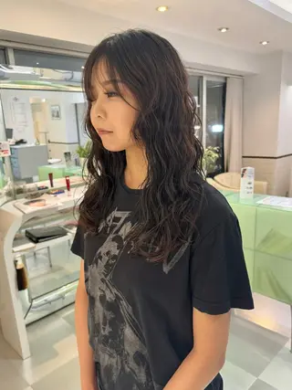 ロング パーマ ZENKO表参道店所属・🌀ダメージレス パーマ🌀萩原　龍のヘアスタイル