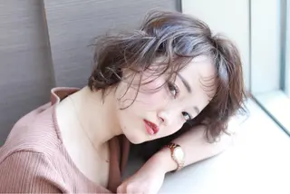 ショート カラー 💙美髪救世主💙 関華蓮のヘアスタイル