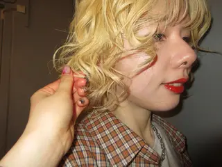 カラー Yaya ヤヤ / HACO+のヘアスタイル