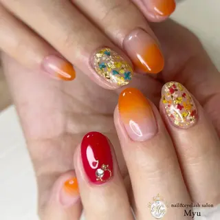 ネイル myu天神店 かえでのネイルデザイン