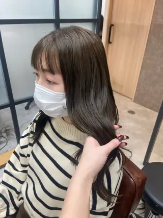 ロング 藤永 紗由香のヘアスタイル