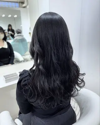 ロング カラー Parve  Mix 🫧梶川虹のヘアスタイル