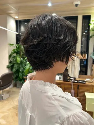 ショート tricca  ginza所属・ボブ・レイヤー ・パーマ【iri】のヘアスタイル