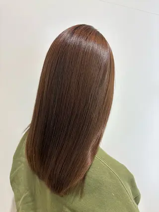 セミロング カラー 透明感美肌カラー/ 岡田澪香のヘアスタイル