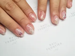 ショート ネイル 吉祥寺🌟 ネイルフロンティアのネイルデザイン