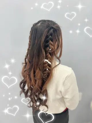 ロング 藤倉 萌菜のヘアスタイル