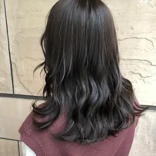 セミロング 🦄艶カラー×韓国 NANA💎🐬のヘアスタイル