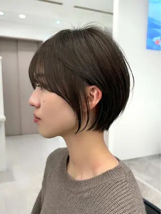 ショート ショートヘア くすみカラー、大場猛のヘアスタイル