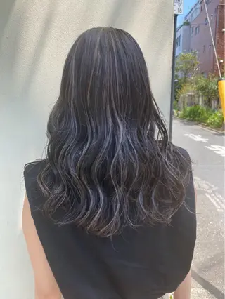 カラー 石橋 華のヘアスタイル