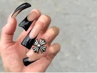 ネイル ONIKA Nail 青山通り店所属・ONIKA Nail 表参道A4徒歩2分のネイルデザイン