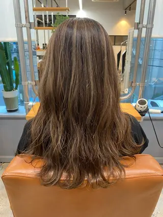 ロング カラー 🌼ハイライト透明感 🌼maiのヘアスタイル