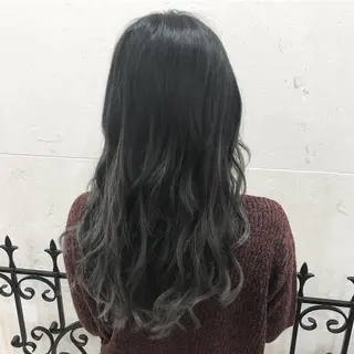 セミロング カラー 平尾 拓也のヘアスタイル