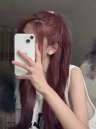 ロング カラー トレンド暖色ヘア🥀 miu🥀のヘアスタイル