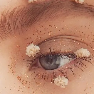 マツエク・マツパ 梅田ハイトーン チダ ヒナノのヘアスタイル