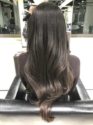 ロング 🦋ミルクティーベー ジュ🦋mayukiのヘアスタイル