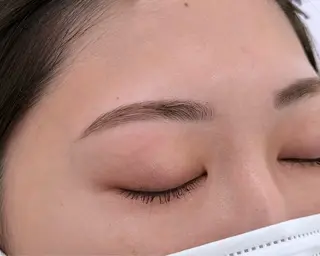 アイブロウ ⭐️enurk⭐️ ひよりの眉毛・アイブロウイメージ