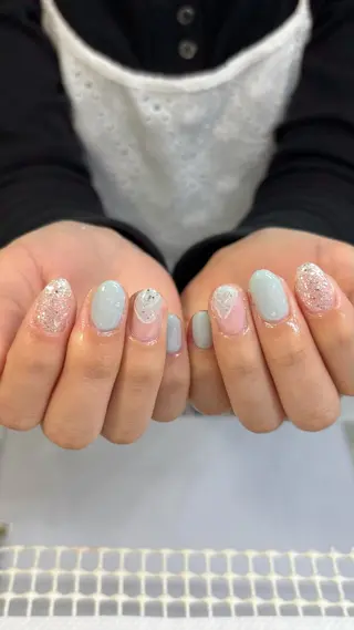 ネイル Fleur かな🍓のネイルデザイン