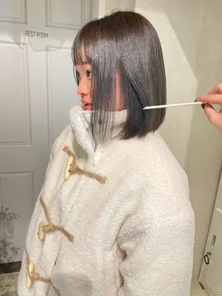 ミディアム カラー ナチュラル透明感🌱 小山美樹子のヘアスタイル