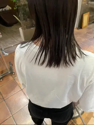 カラー MOEKA🌺レディ ースカットモデルのヘアスタイル