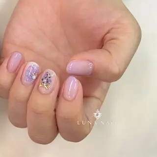 ネイル アトリエ　ミモザ所属・いまむら あかりのネイルデザイン