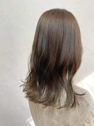 ミディアム ふわっとレイヤー 🪽スガヤハルミのヘアスタイル