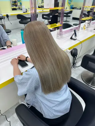 カラー 海外トレンドヘア🤍 sumireのヘアスタイル