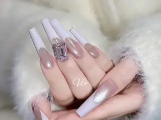 ネイル Nailsalon Vi+ももか🩷のネイルデザイン