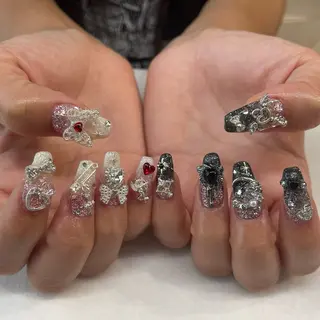 ネイル 💎🐰 saki. m 🐰💎のネイルデザイン