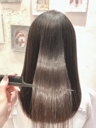 ミディアム 代表山口ひな 髪質改善のプロのヘアスタイル