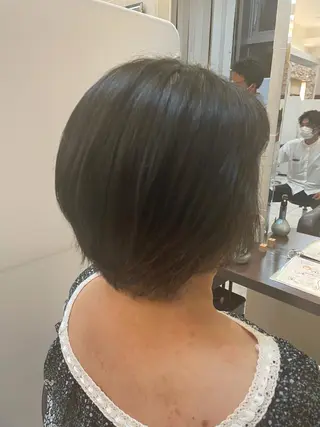 ショート 垢抜け透明感カラー 🌻篠崎梓🌻のヘアスタイル