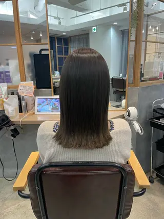 セミロング カラー 川村 諒のヘアスタイル