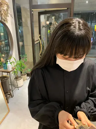 セミロング カラー ヘアアレンジ メンズ pu+on. nailworks所属・fuyumi / ニュアンスネイルのネイルデザイン