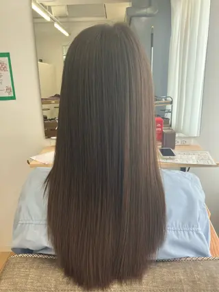 ロング Tsuyoshi 【Rosso】のヘアスタイル